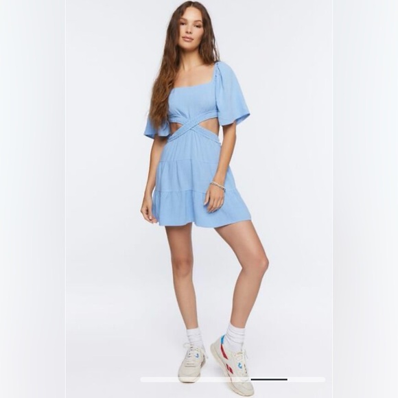 Host Pick!! 🎉 Women’s woven mini dress size medium - Picture 1 of 4